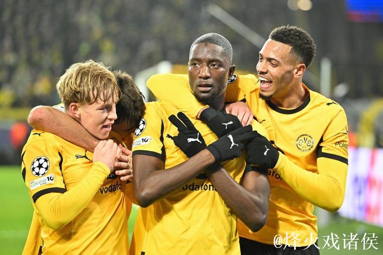 欧冠-吉拉西双响福伊特红牌 多特4-0比利亚雷亚尔 欧冠-吉拉西双响福伊特红牌 多特4-0比利亚雷亚尔